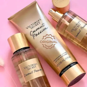 Kit Body Splash + Creme Victoria's Secret Coconut Passion Feminino 236ml+250ml - Victória's Secret